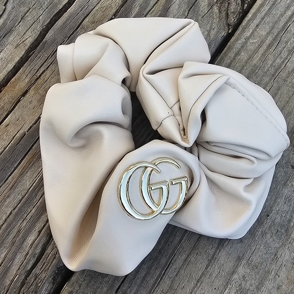 Fashion Scrunchie - Picture 1 of 2